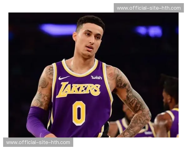 奇才库兹马进攻端输出，但作为前锋承担过多组织任务效率低